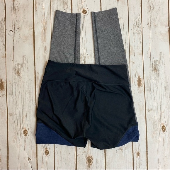 Outdoor Voices Colorblock Leggings Charcoal Navy Graphite Size Small Women - Picture 6 of 10